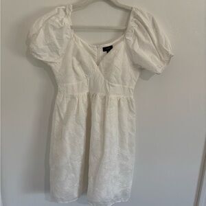 Elegant White Puff Sleeve Dress